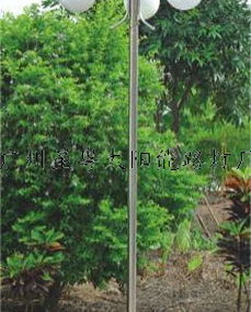 点亮庭院夜色 太阳能庭院灯的绿色照明新选择